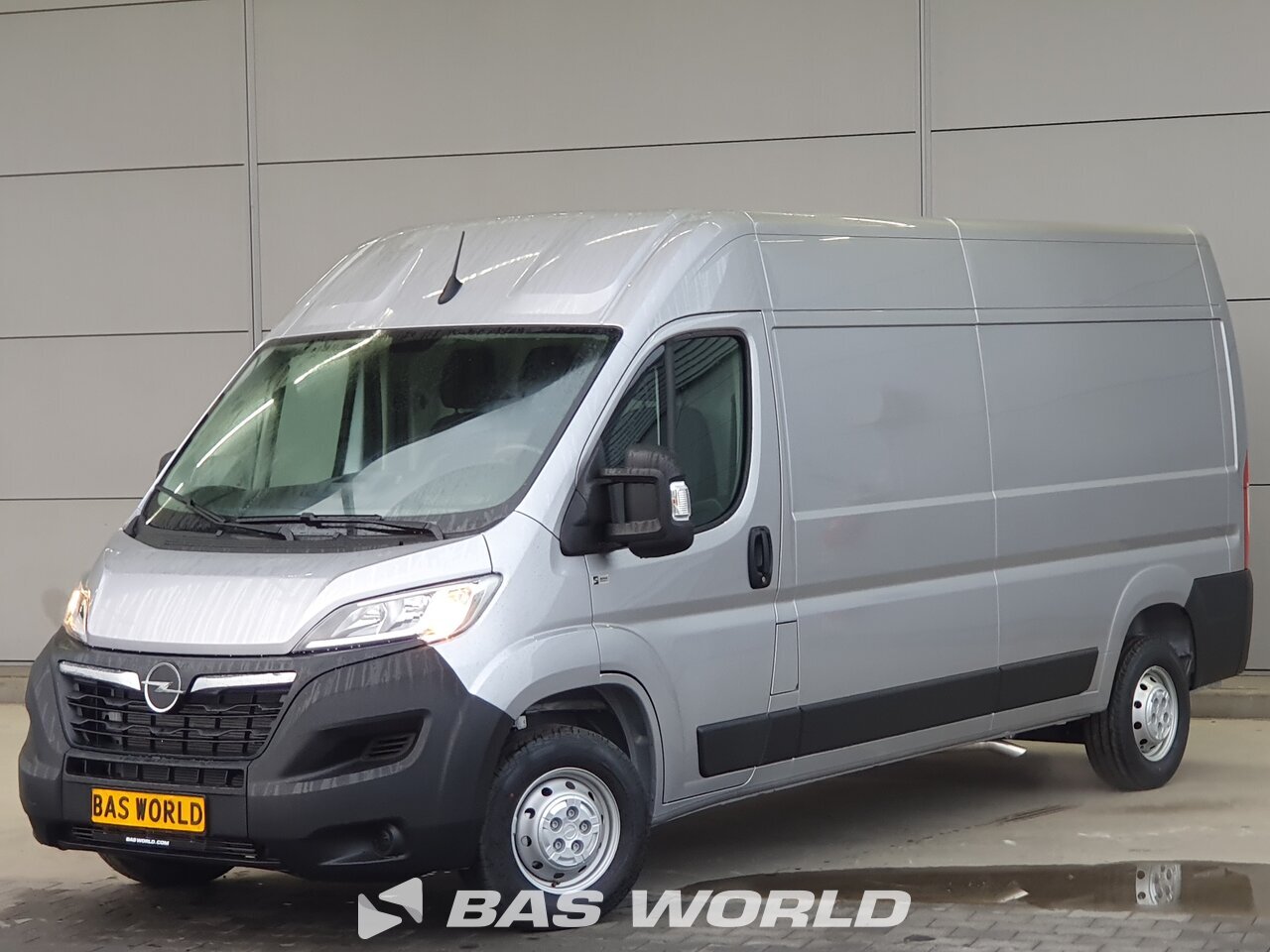 Front left : Opel Movano 140PK Suljettu pakettiauto