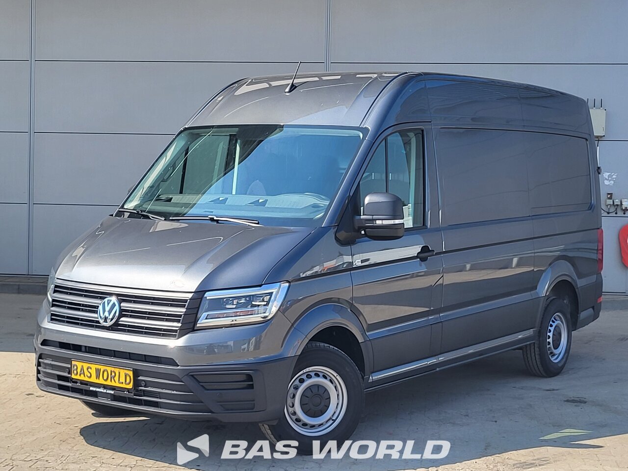 Front left : Volkswagen Crafter 140pk Lukket varevogn