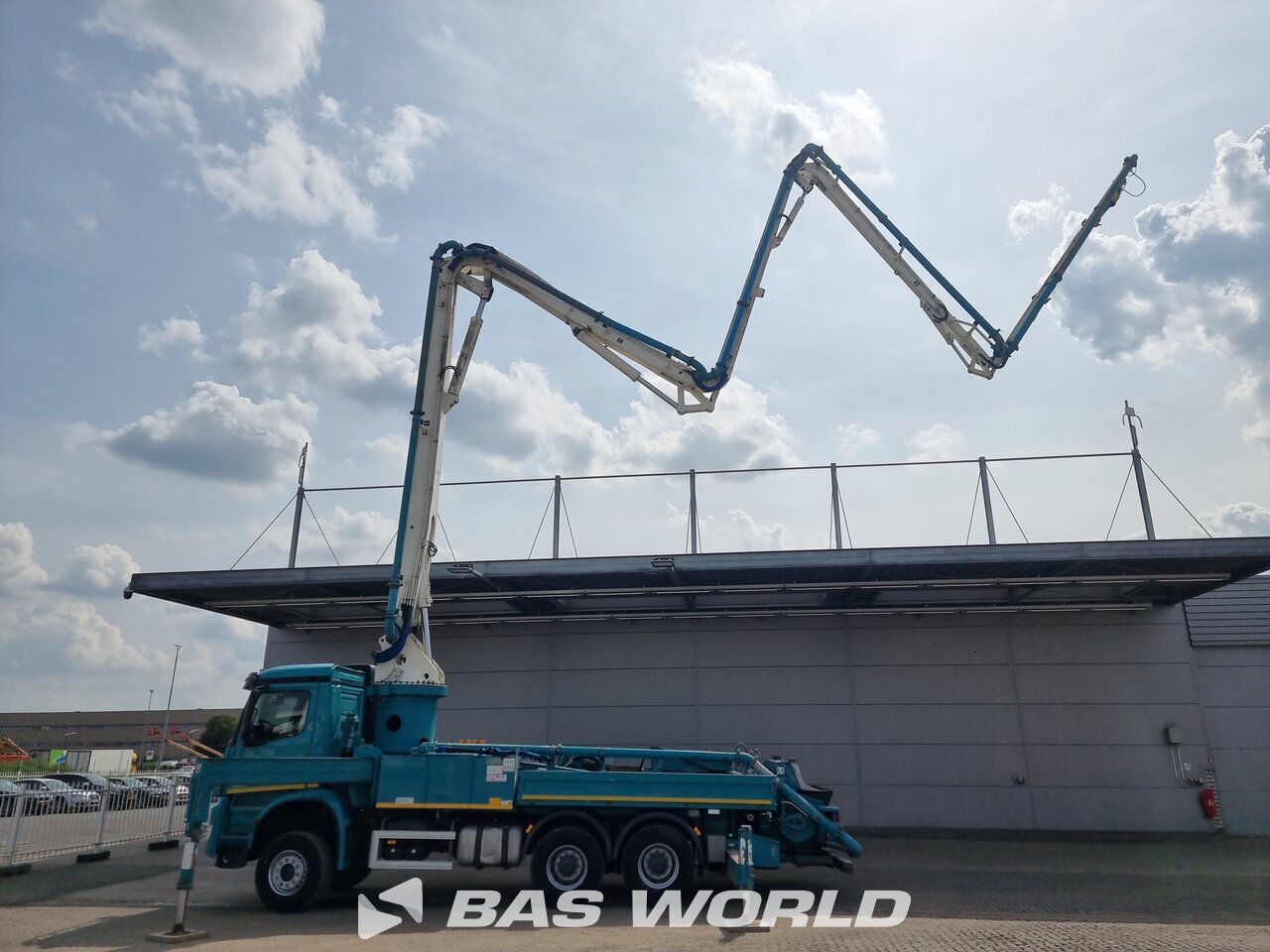Other : Mercedes Arocs 2836 6X4 Sermac Type: 5Z33. SCL 150 AHP Betonipumppu