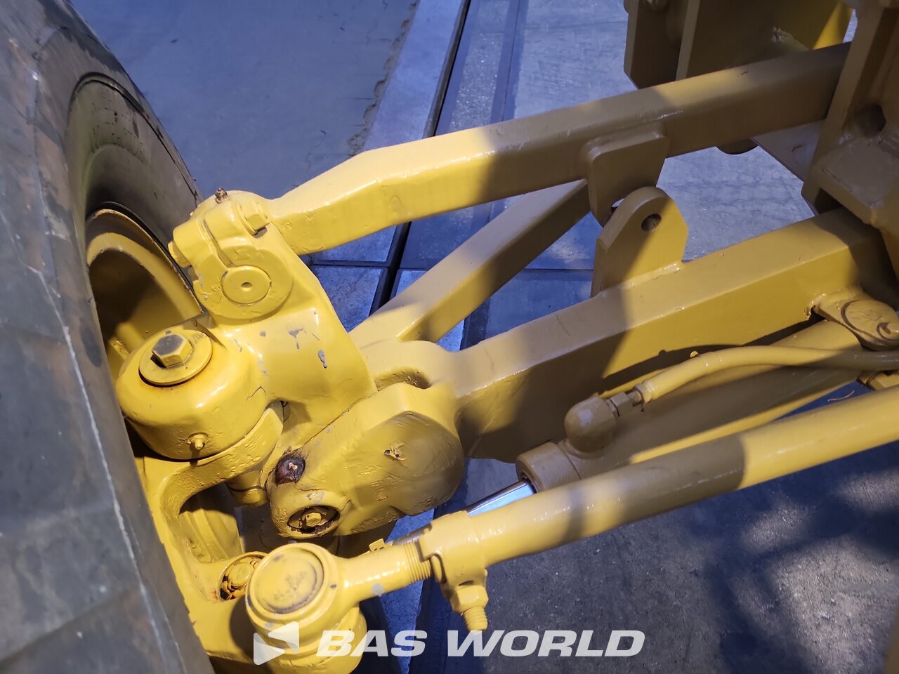 Other : Caterpillar Greder