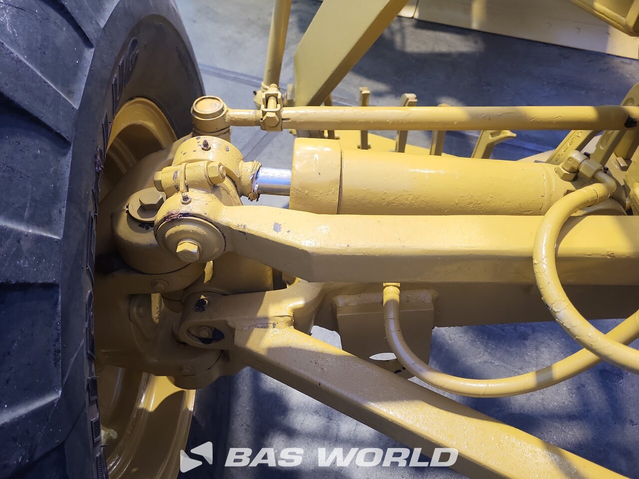Other : Caterpillar Greder