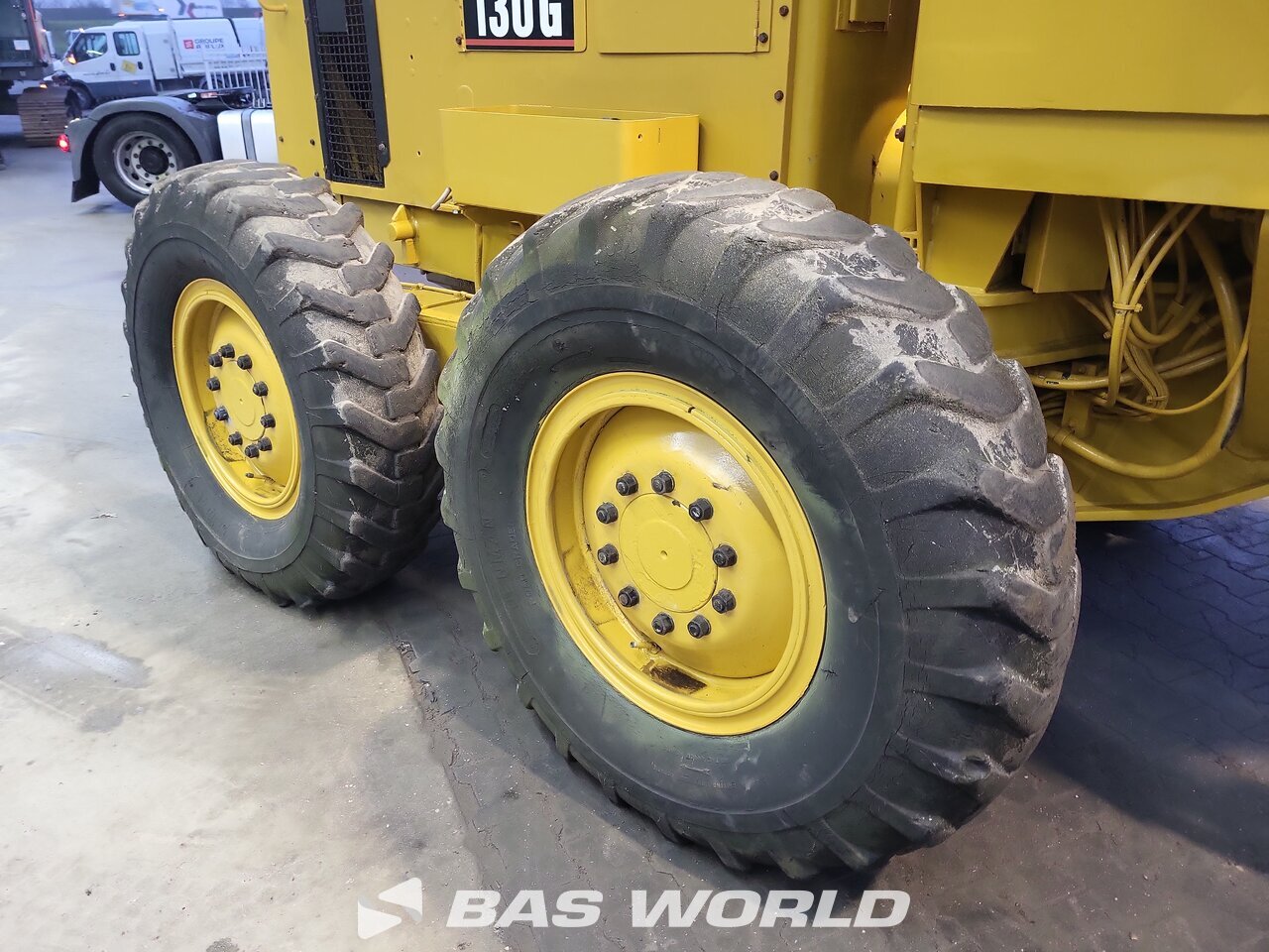 Other : Caterpillar Greder
