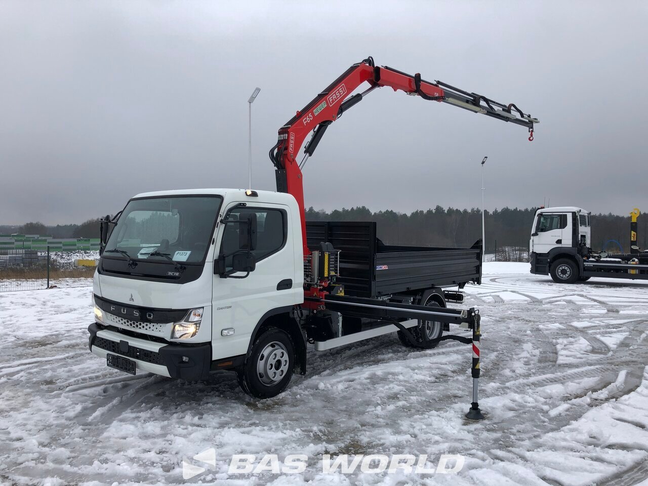 Front left : Mitsubishi Canter 9C18 4X2 Romcar Kippiautot kuorma-auto