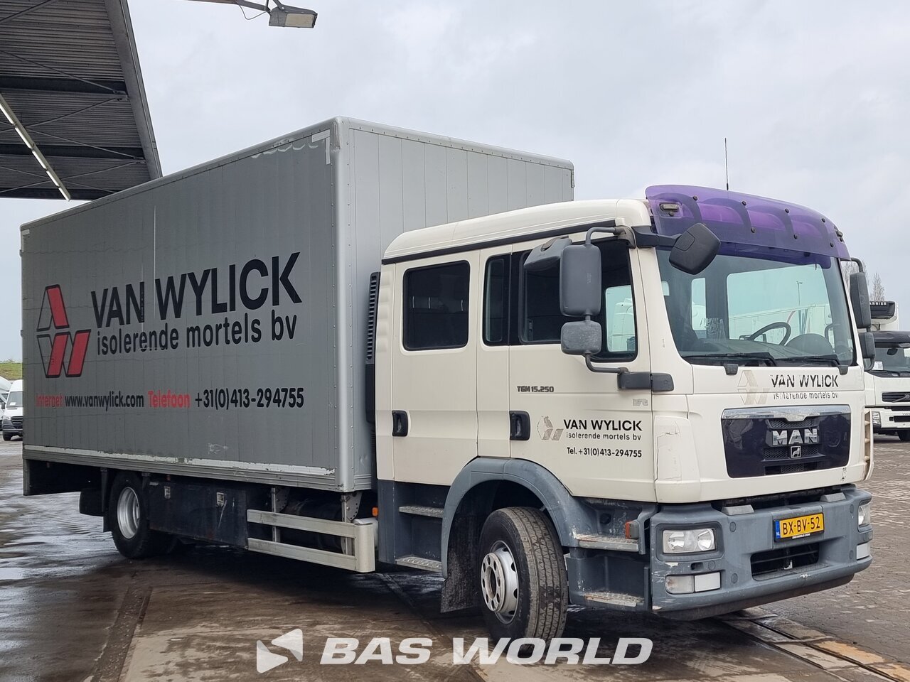 Front right : MAN TGM 15.250 4X2 Roefs Kapelli-lava