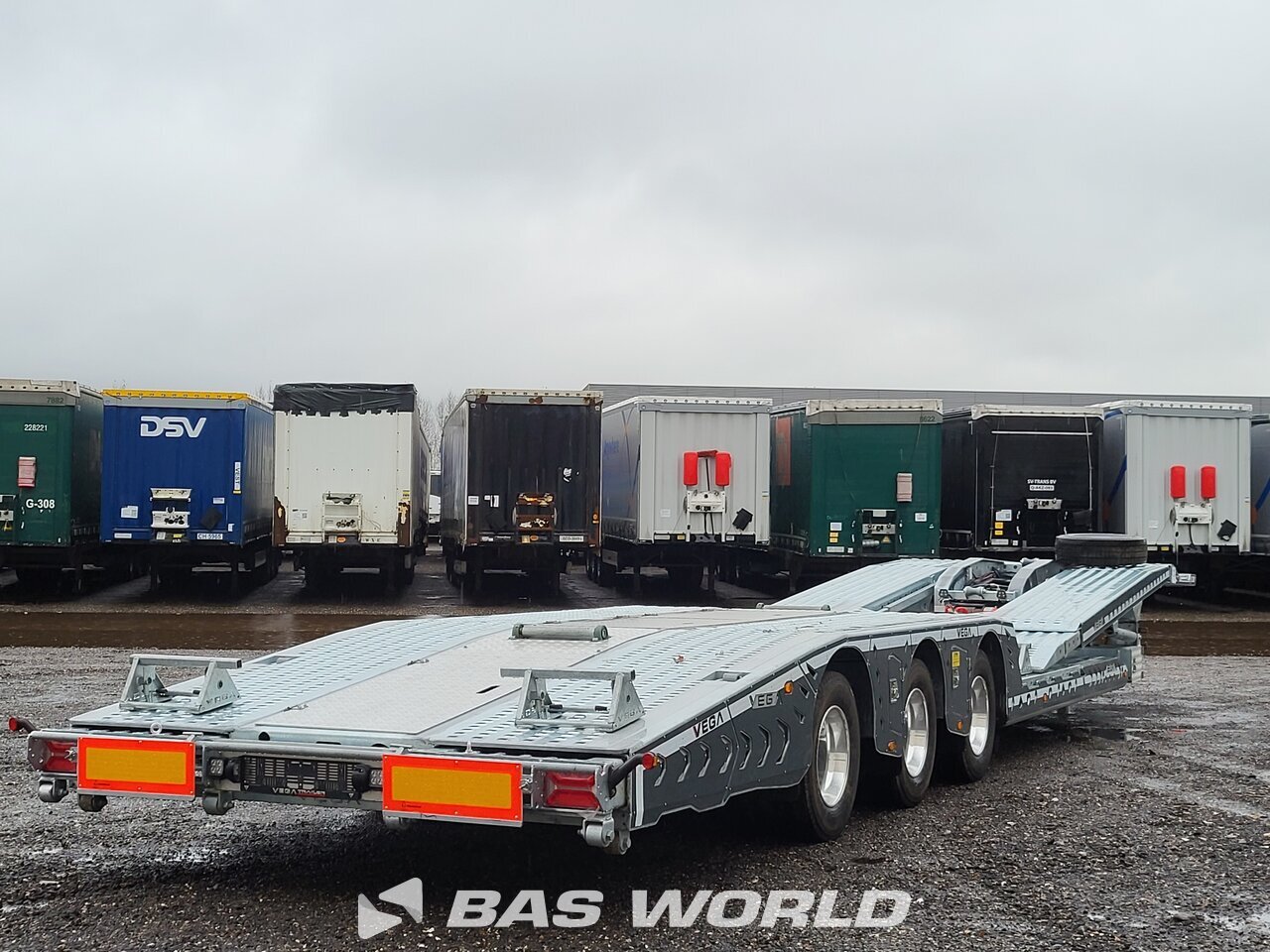 Other : VEGA Trailer Car/Truck Transporter Semi Trailer