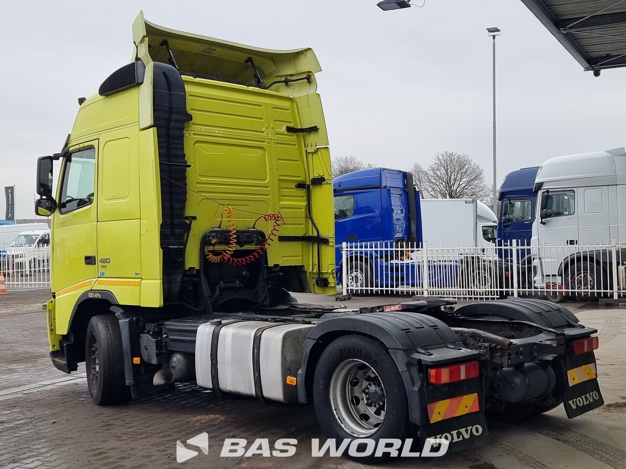 Other : Volvo FH 420 4X2 Vetopöytäauto