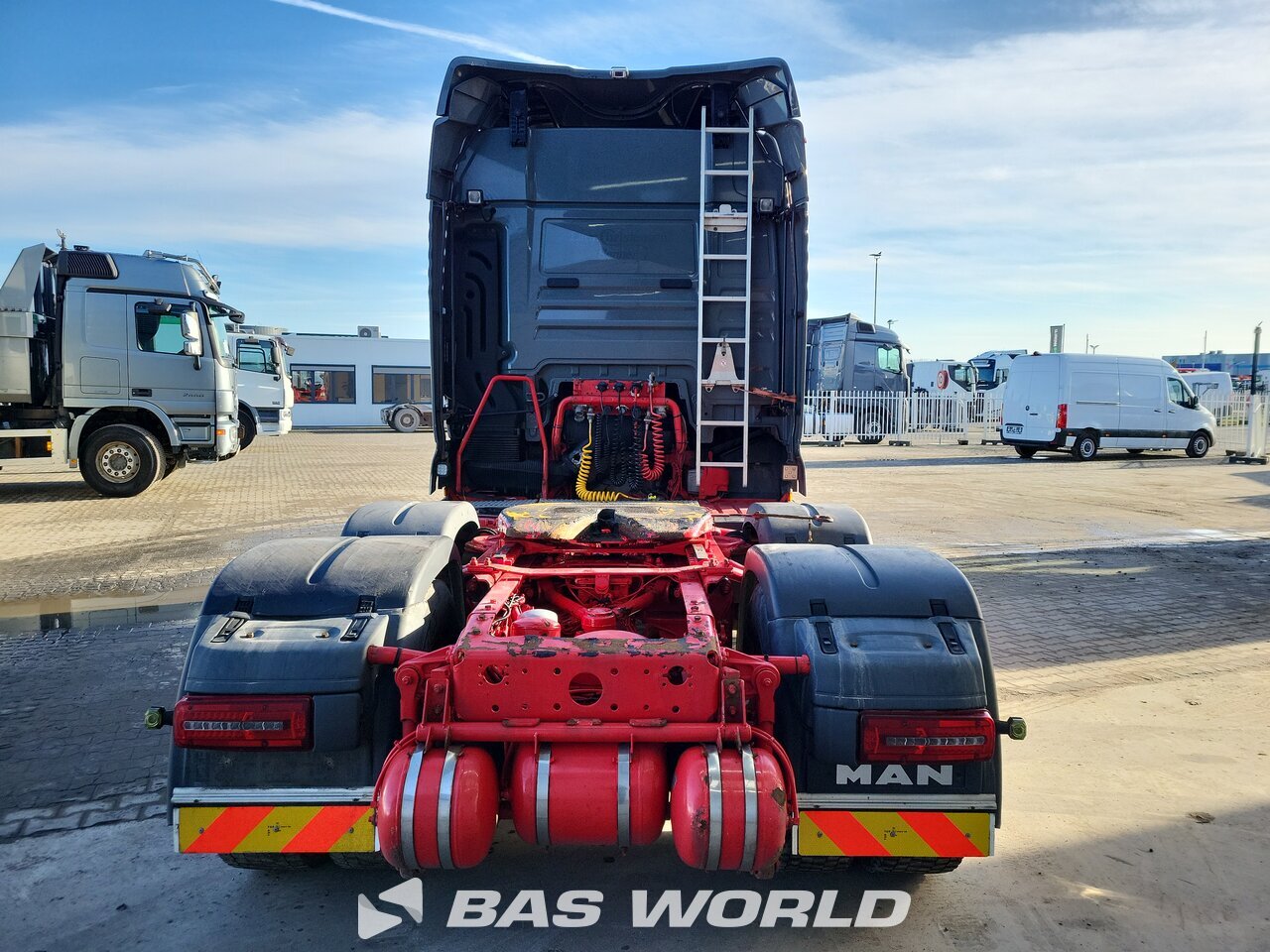 Back : MAN TGX 26.440 6X2 Trækker