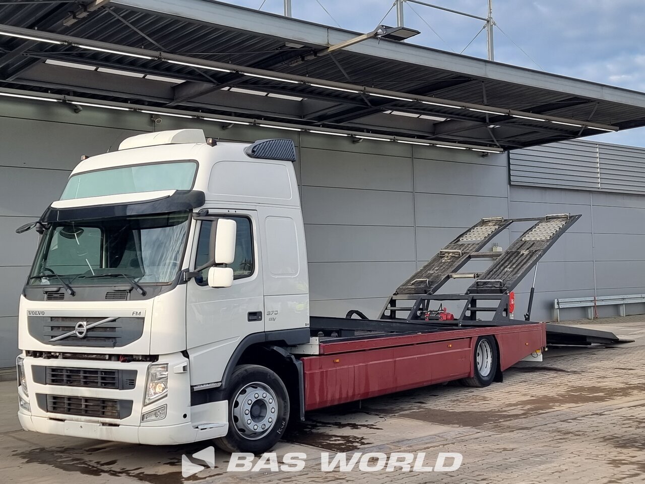 Front left : Volvo FM 370 4X2 Car/Truck Transporter Truck
