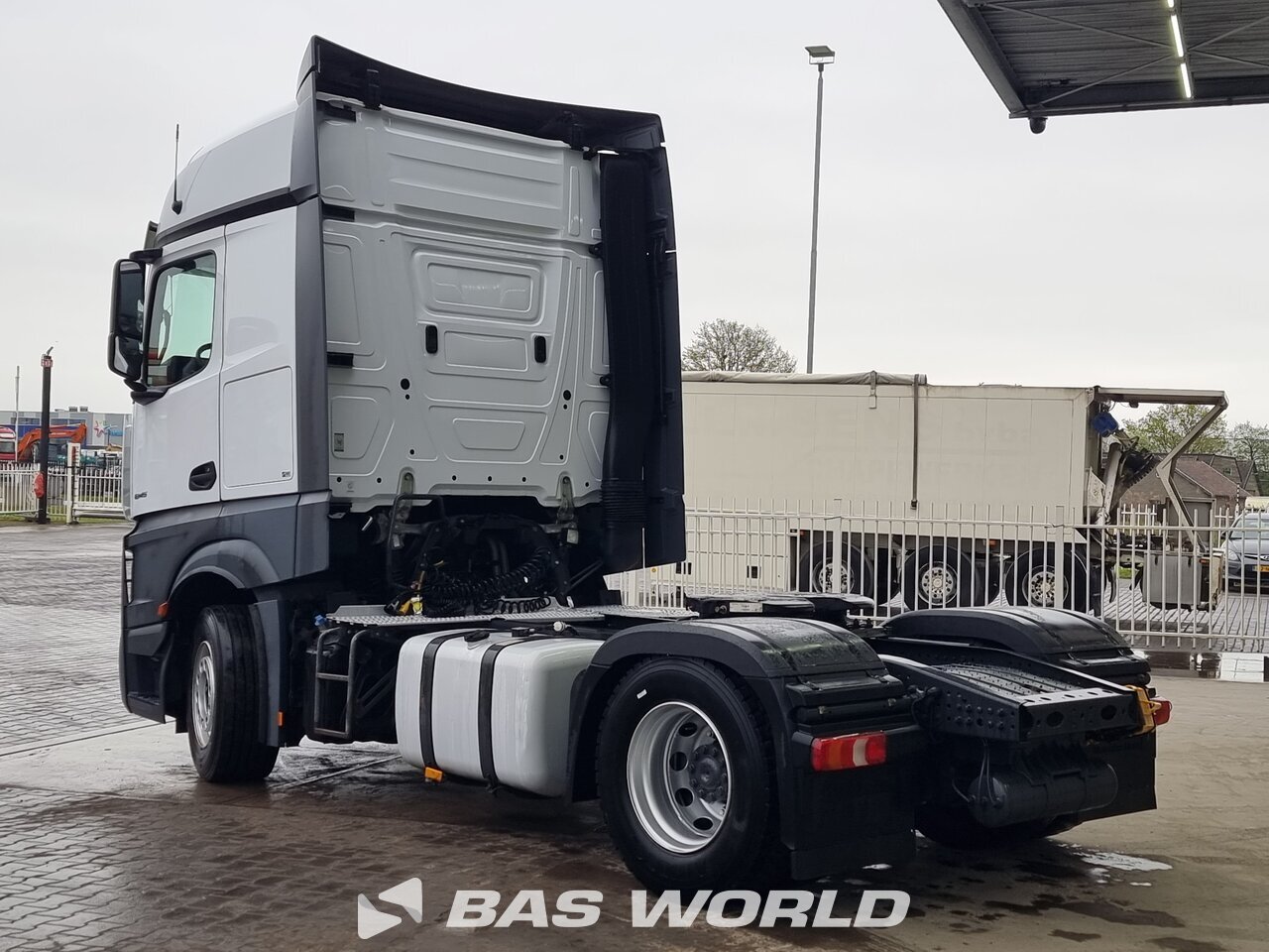 Other : Mercedes Actros 1845 4X2 Vetopöytäauto