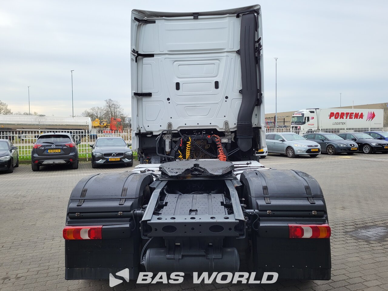 Back : Mercedes Actros 1845 4X2 Trækker