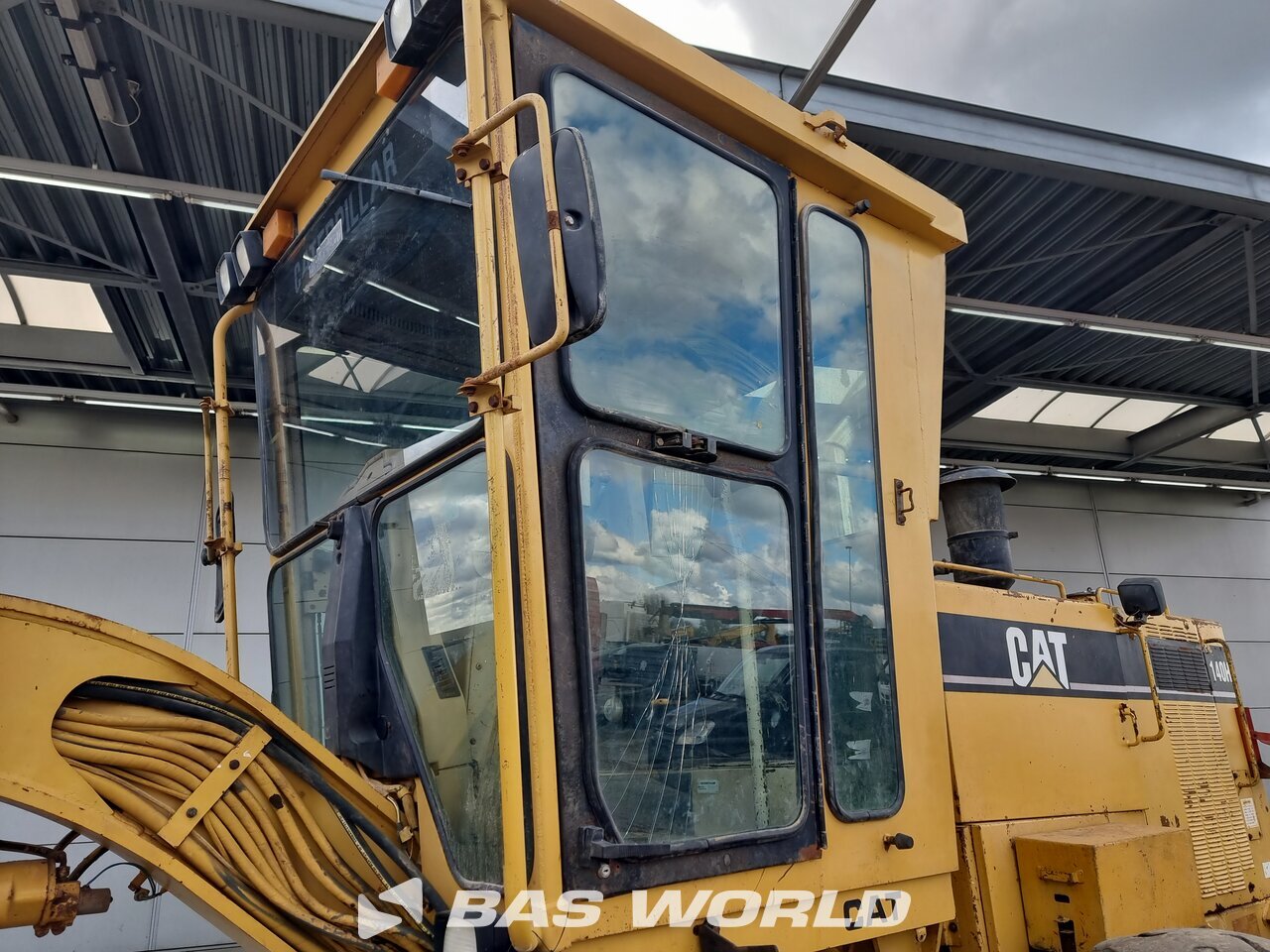 Other : Caterpillar Greder
