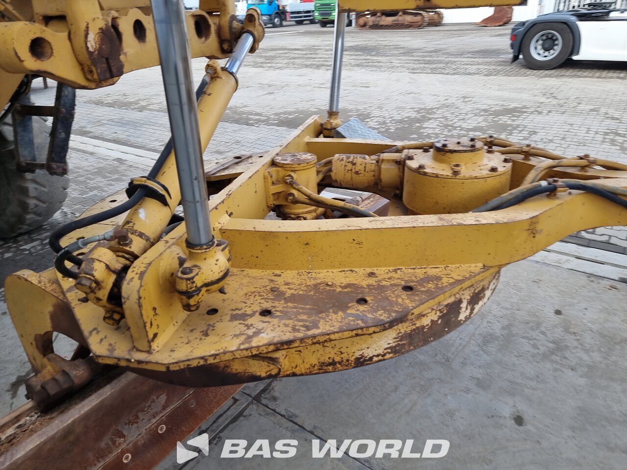 Other : Caterpillar Greder