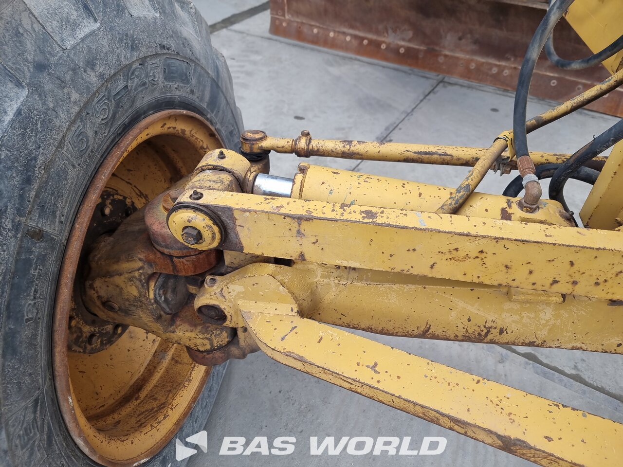 Other : Caterpillar Greder