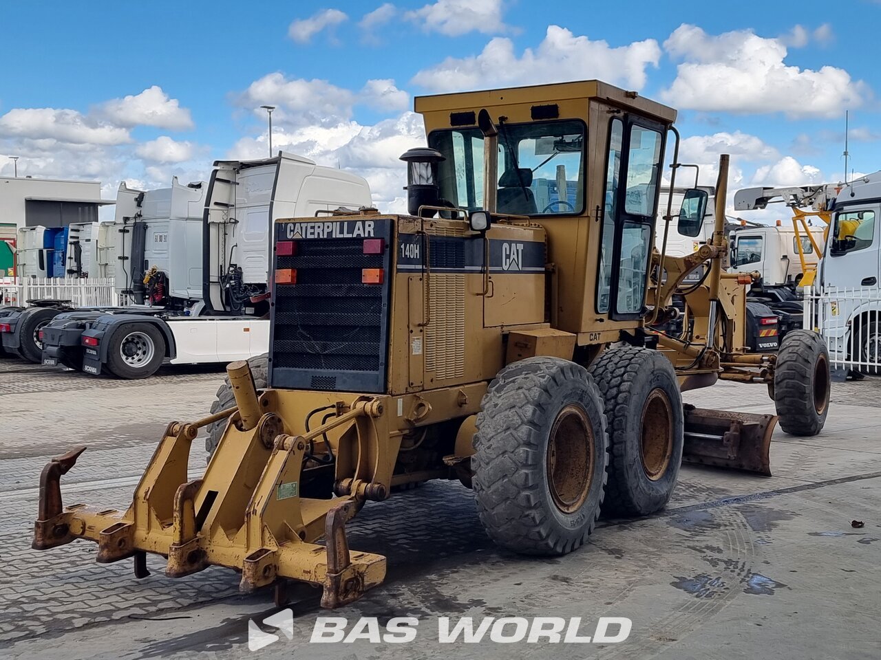 Other : Caterpillar Greder