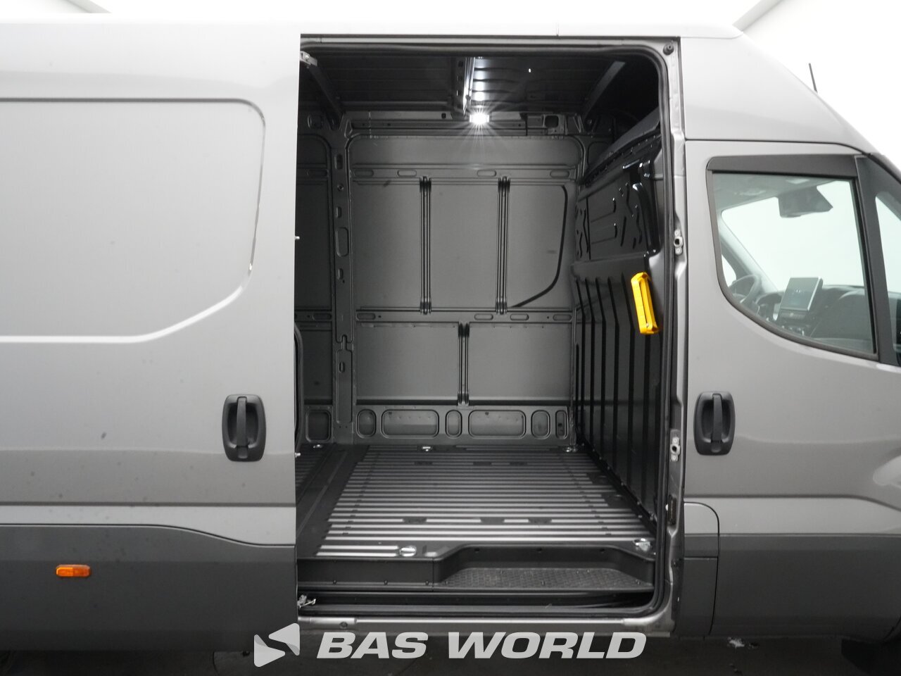 Other : Iveco Daily 35C18 Gesloten bestelwagen