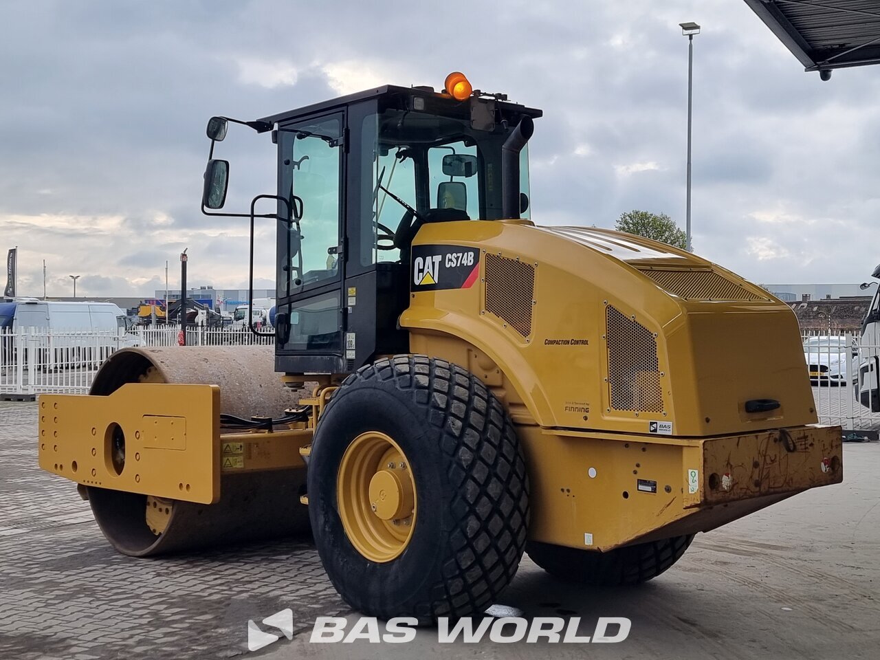 Other : Caterpillar Yksivalssijyrät