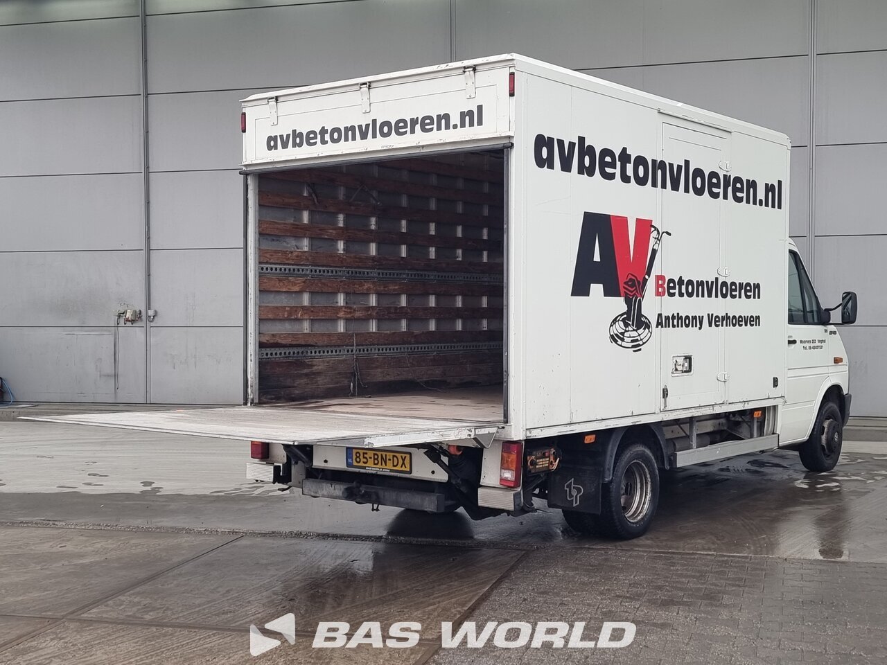 Back right : Volkswagen LT 46 160PK Umpikorit rungot