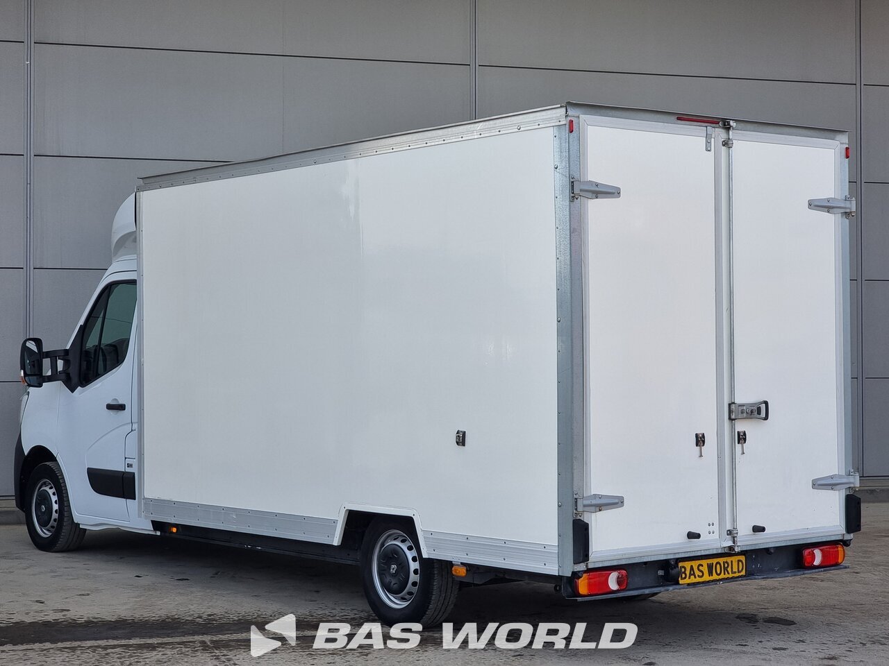Back left : Renault Master 145PK Umpikorit rungot