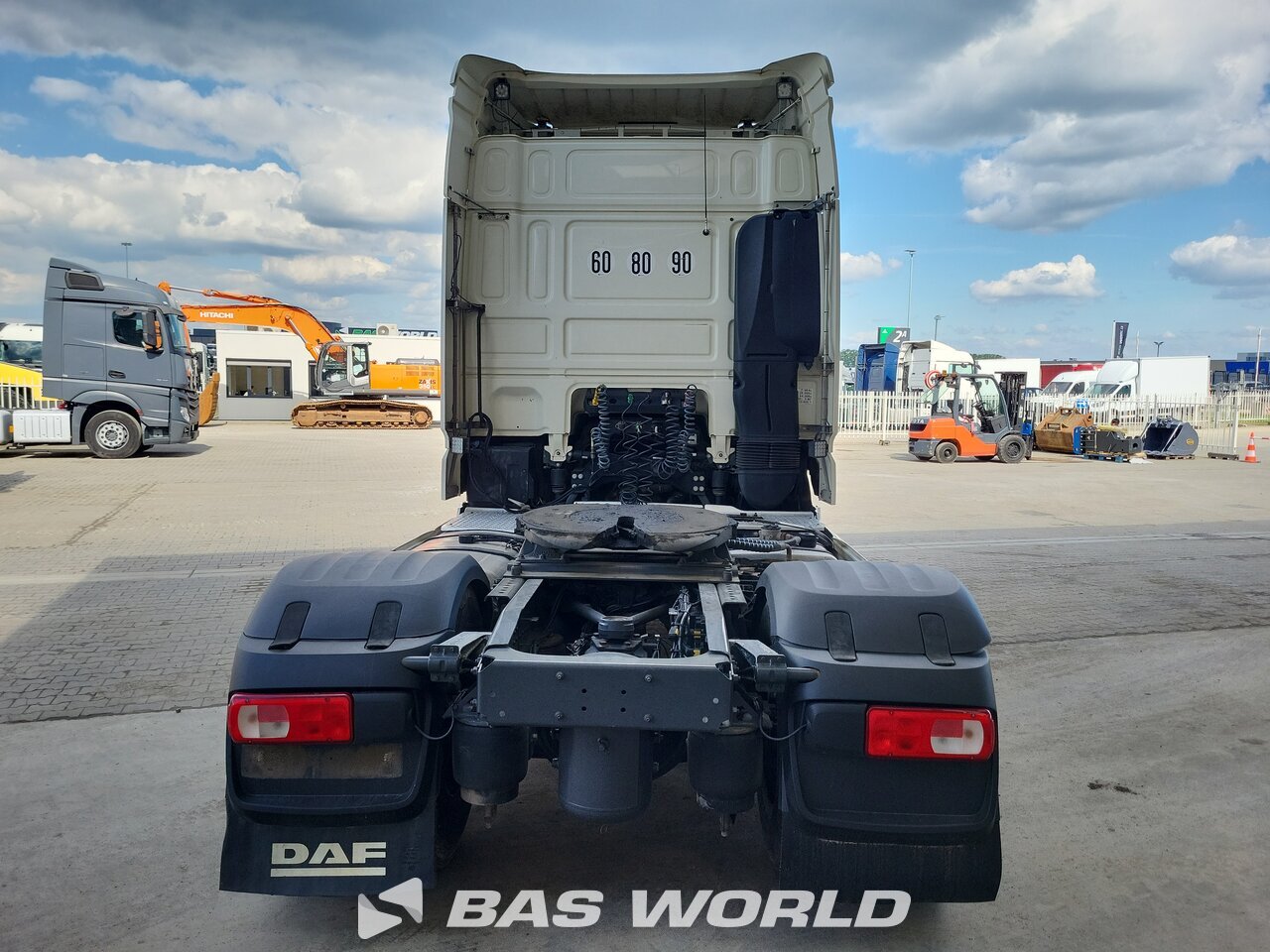 Other : DAF XF 480 4X2 Vetopöytäauto