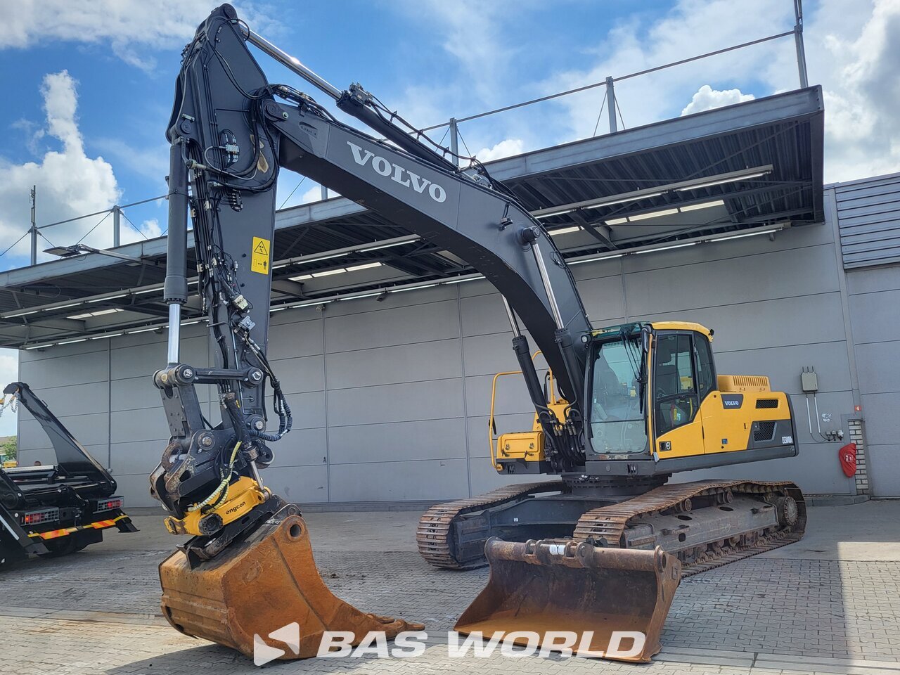 Other : Volvo Excavator pe șenile