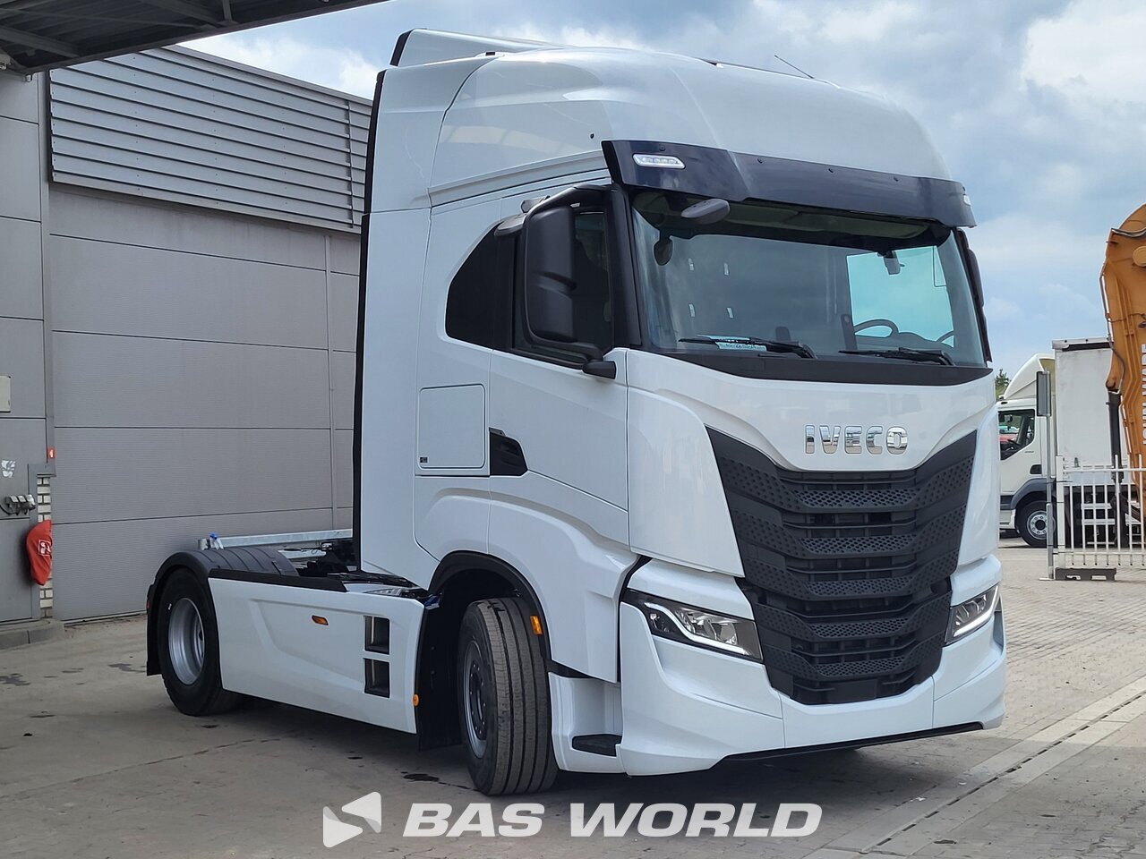 Other : Iveco S-Way 570 4X2 Cap tractor