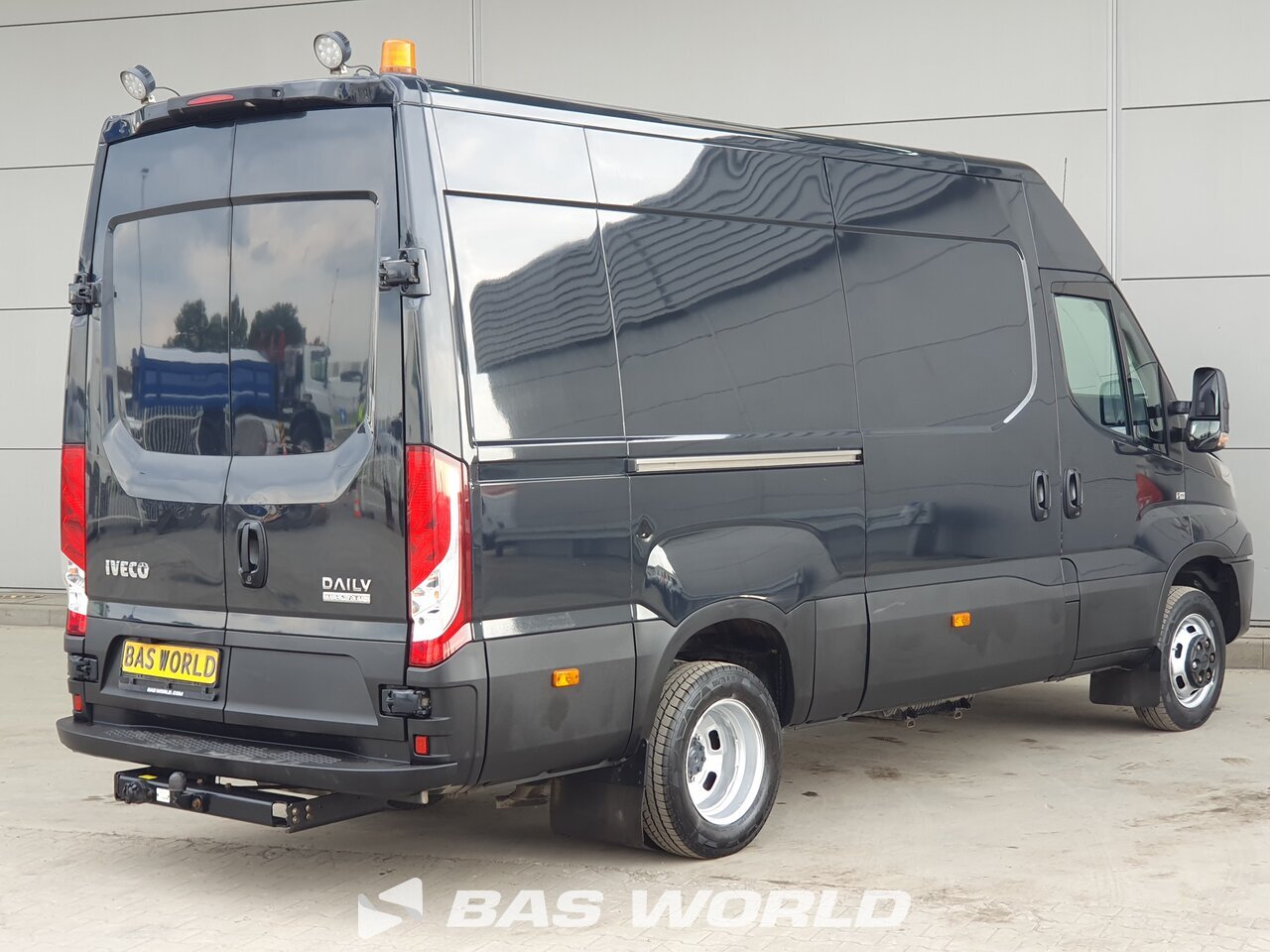 Other : Iveco Daily 50C18 Duba închisă