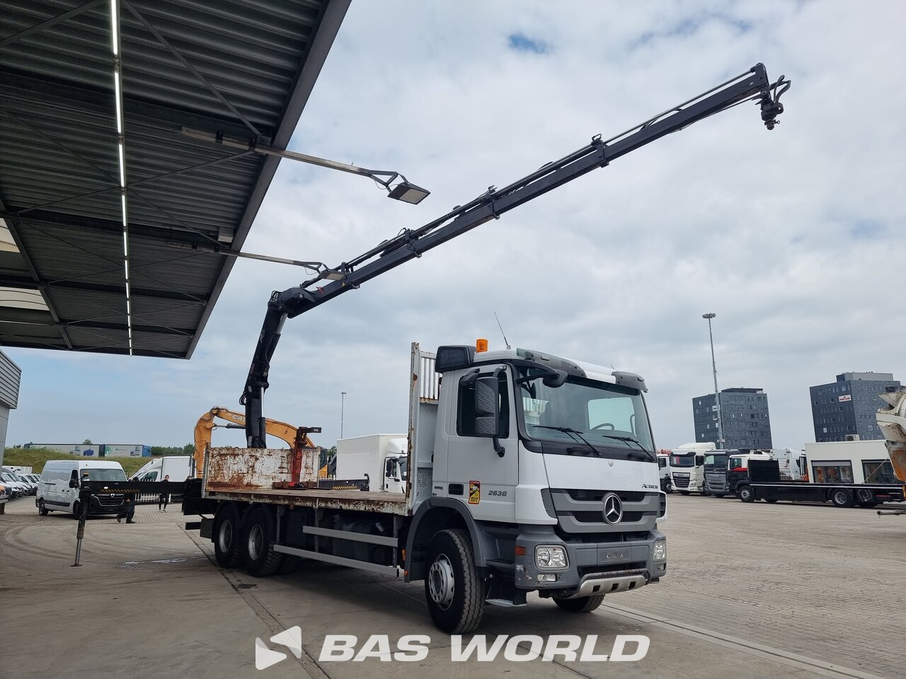 Other : Mercedes Actros 2636 6X4 Blanchard Dropside camion