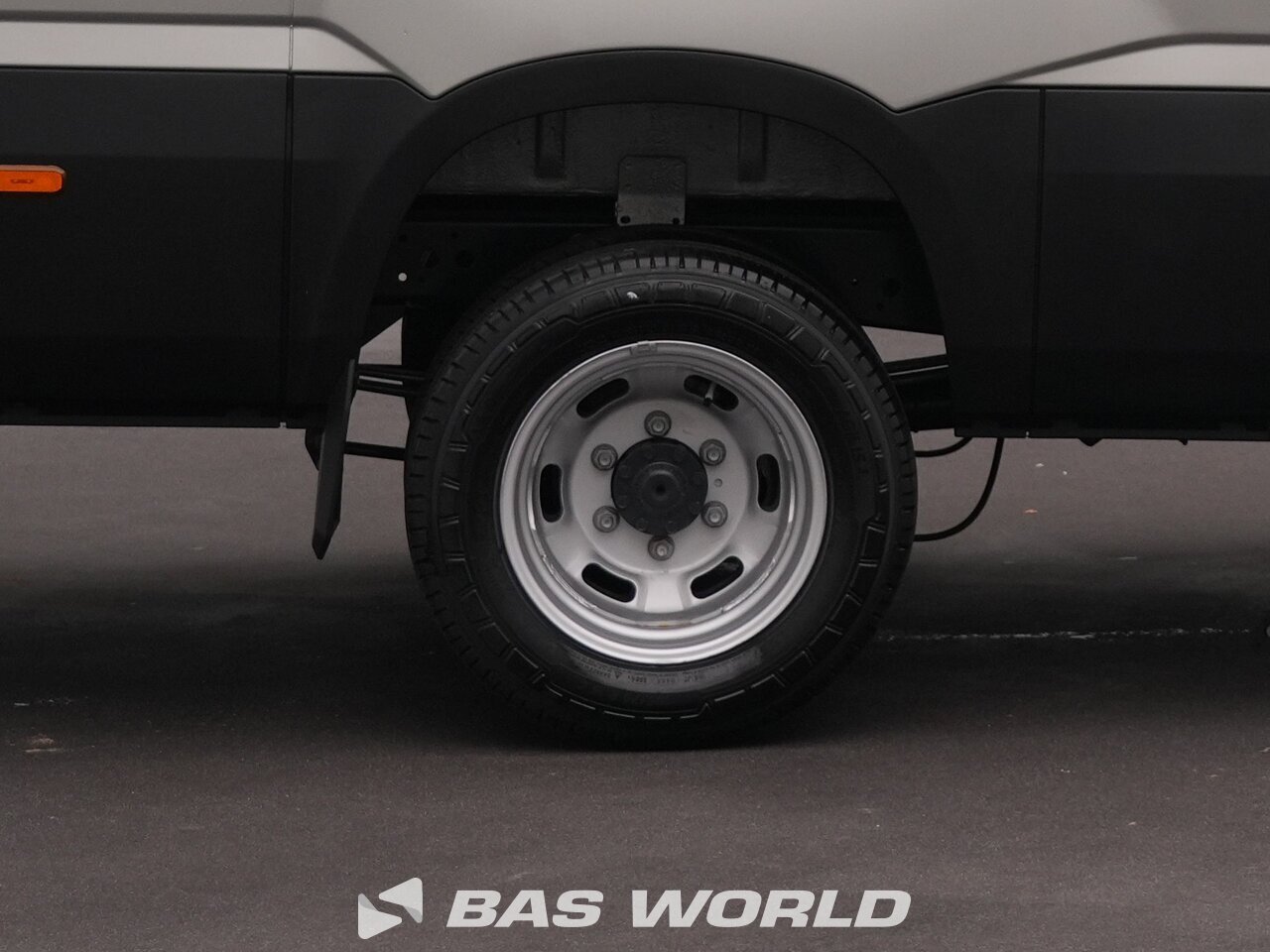 Other : Iveco Daily 35C21 Duba închisă
