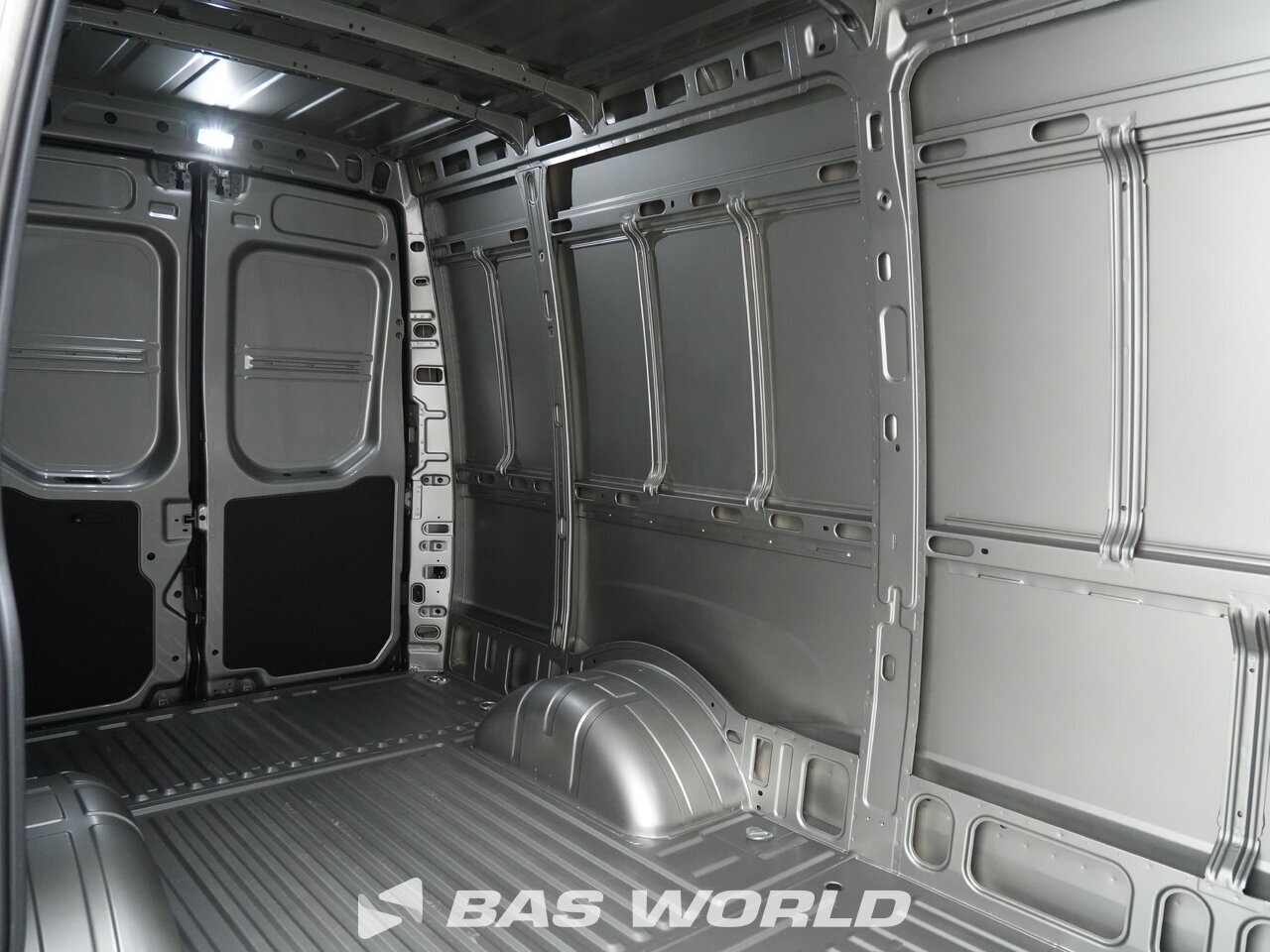 Other : Iveco Daily 35C21 Duba închisă