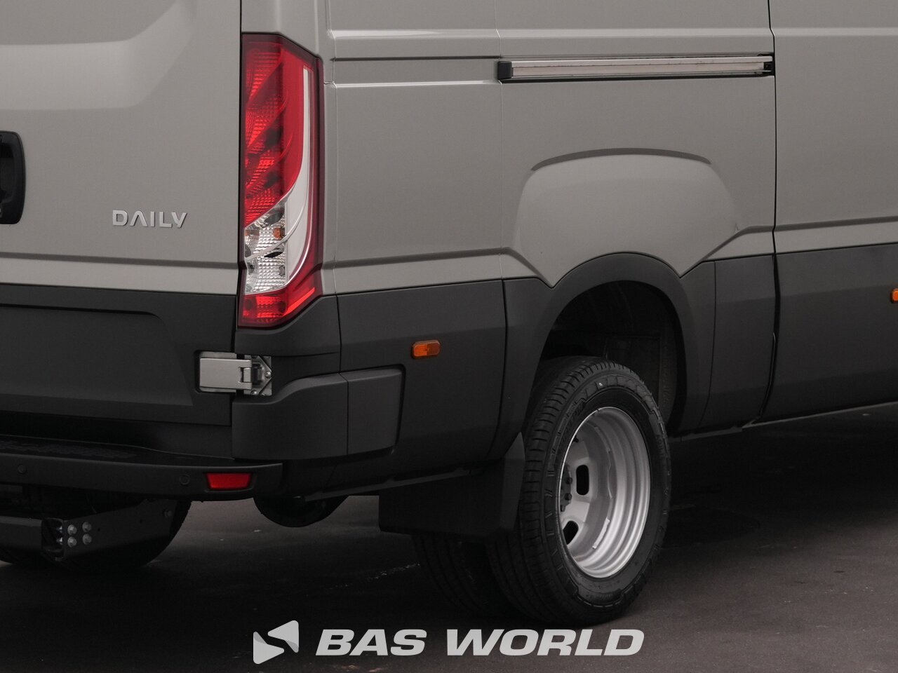 Other : Iveco Daily 35C21 Duba închisă