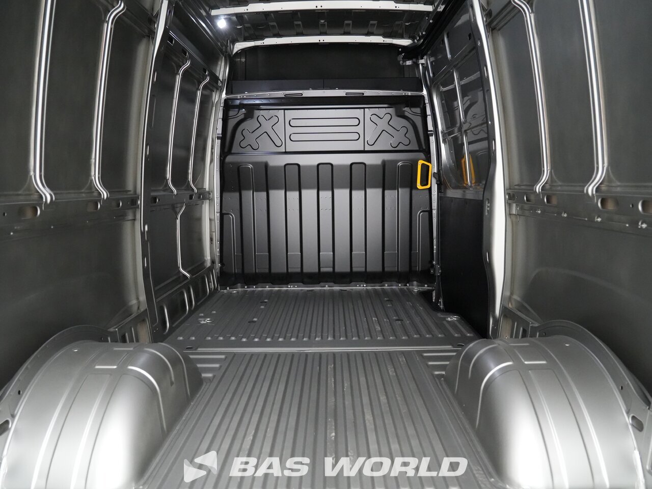 Other : Iveco Daily 35C21 Duba închisă