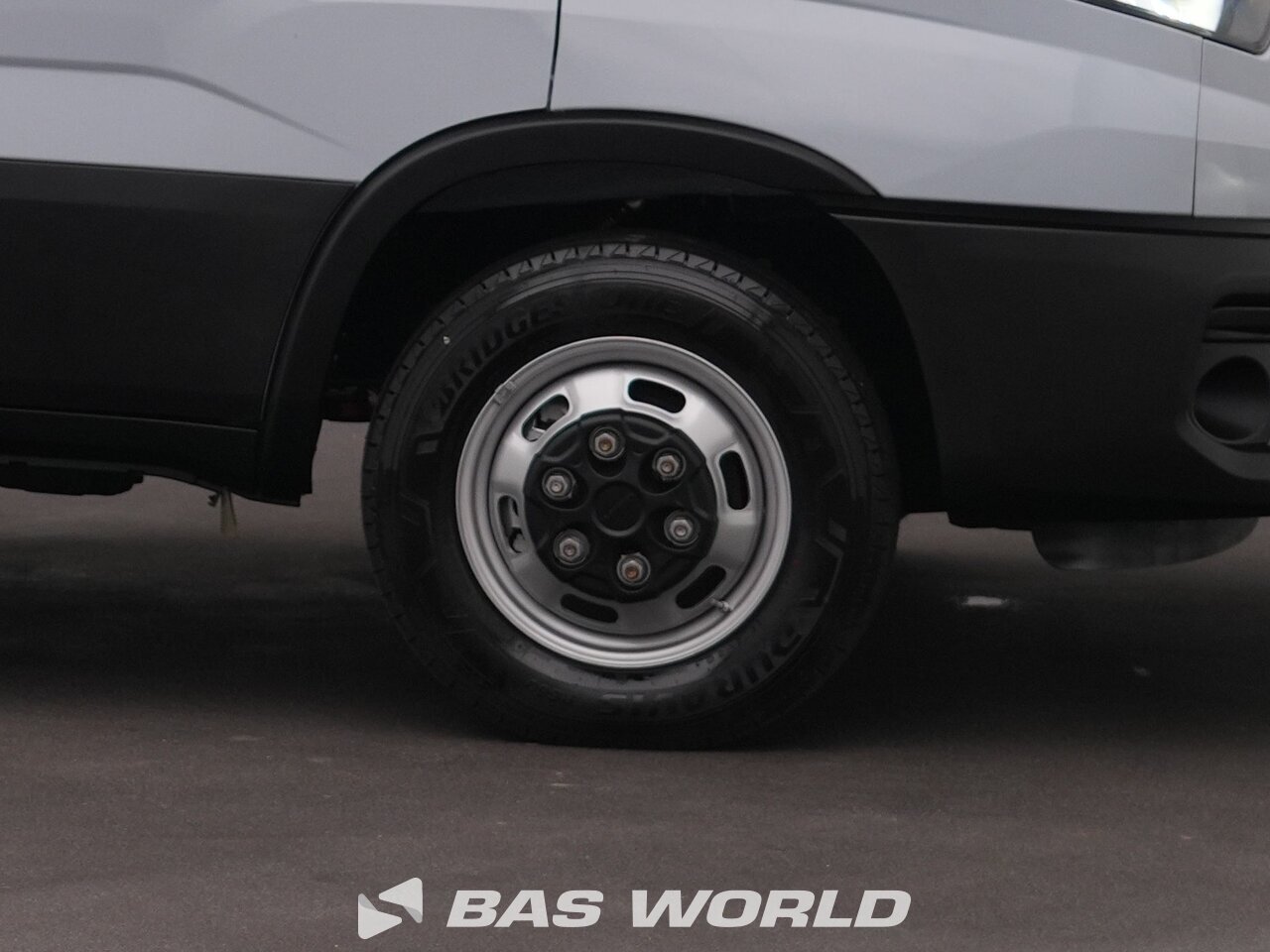 Other : Iveco Daily 35C21 Затворен ван
