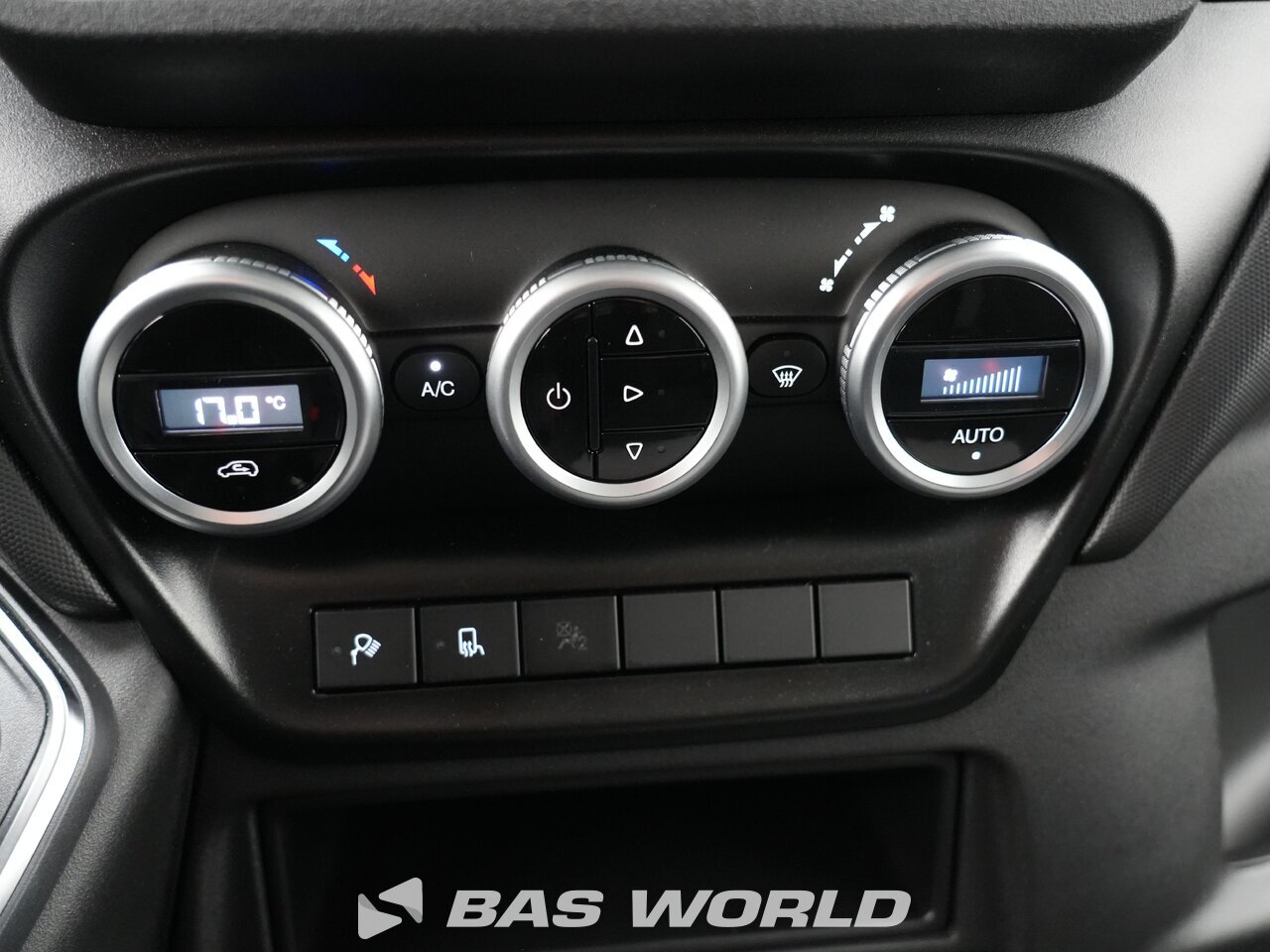 Other : Iveco Daily 35C21 Затворен ван