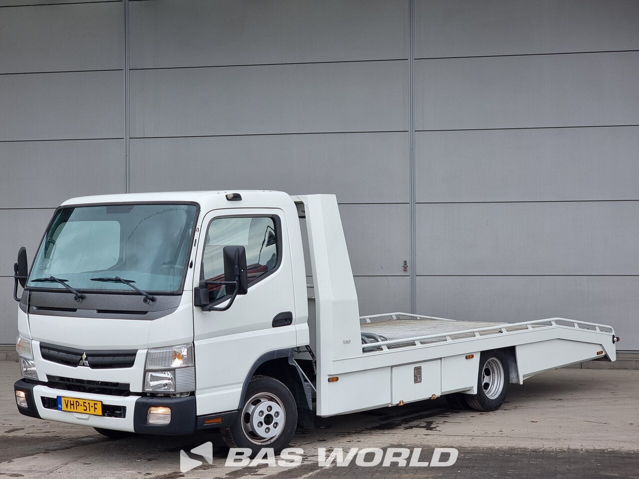 Mitsubishi Canter 3C13D Autotransporter