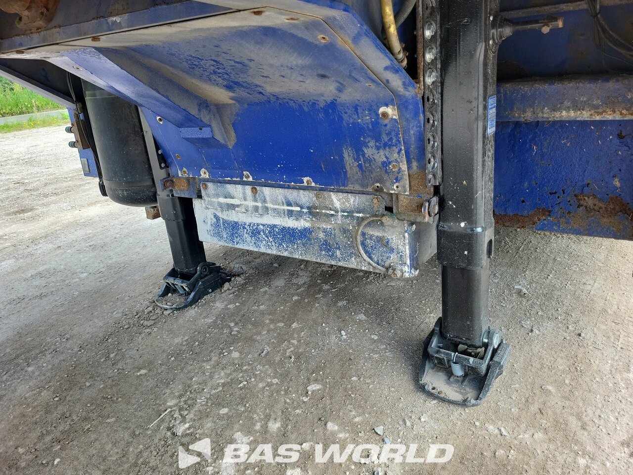 Chieftain Low loader semi-trailer - BAS World, image size:1280x960