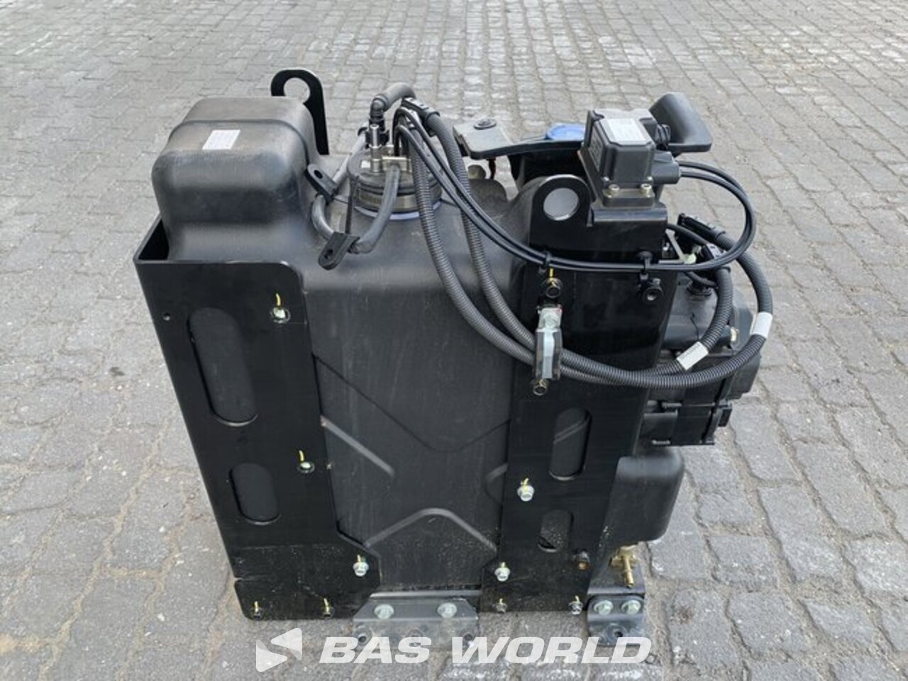 Front left : Doosan DL08-MFE00 Overig
