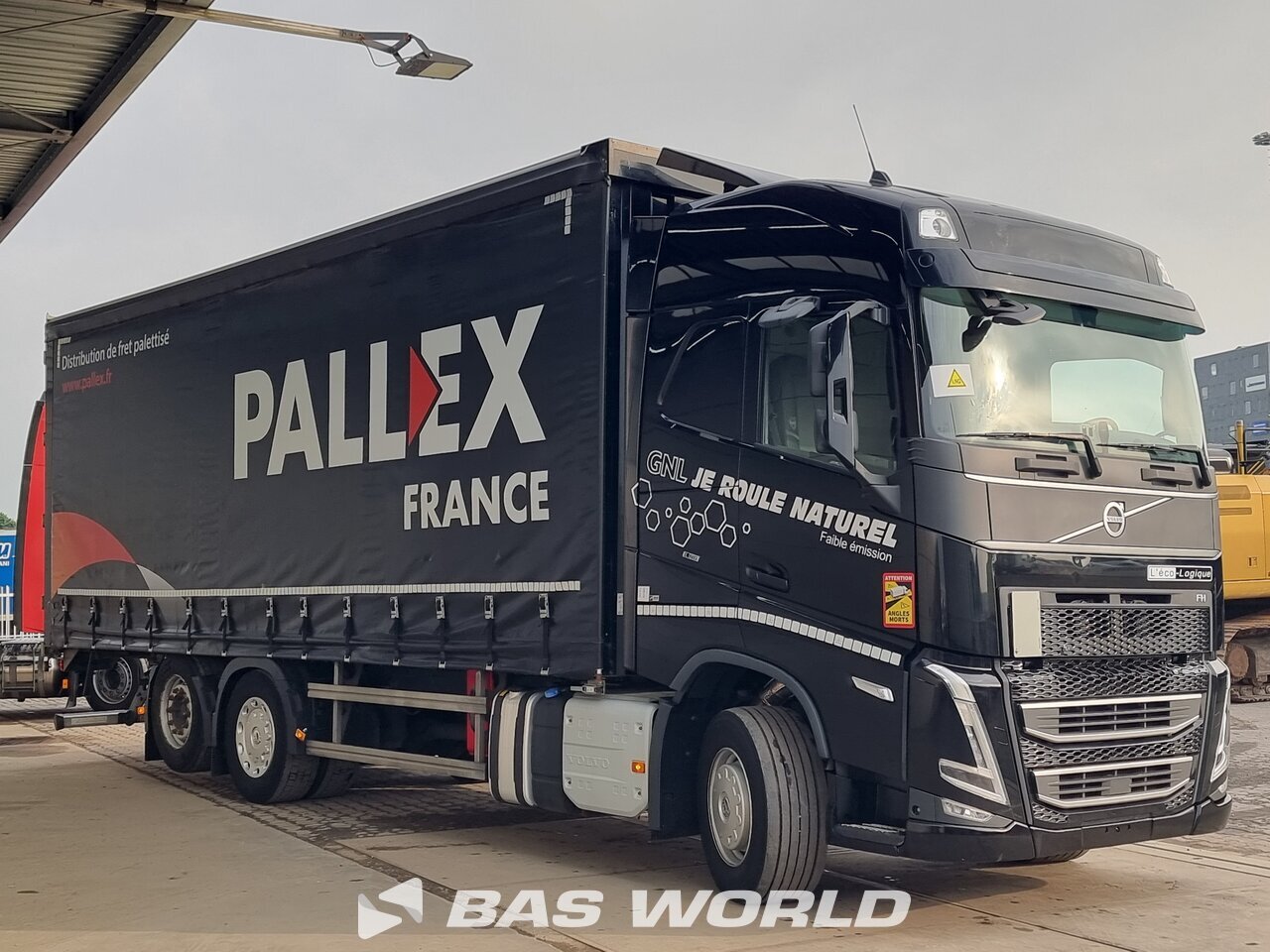 Other : Volvo FH 460 6X2 Carfar alsace Autocarri telonati