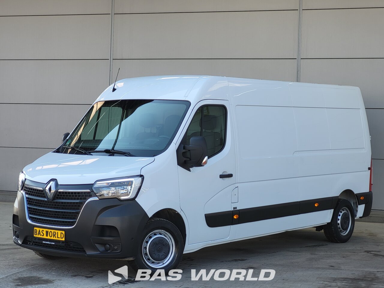 Front left : Renault Master 135PK Furgone chiuso