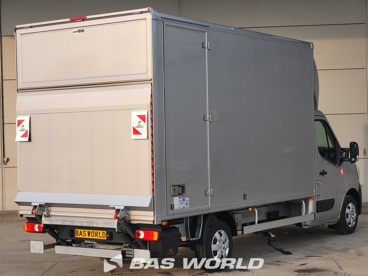 Other : Renault Master 165PK صندوق مغلق
