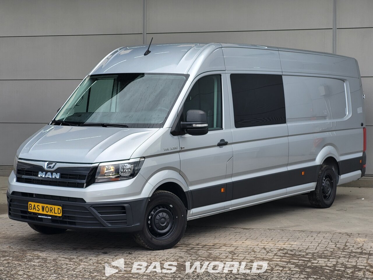 Front left : MAN TGE 3.180 Furgone chiuso