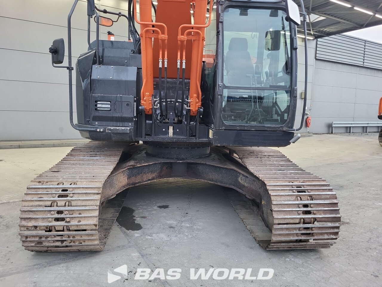 Hitachi ZX225 USLC -5 Crawler excavators - BAS World