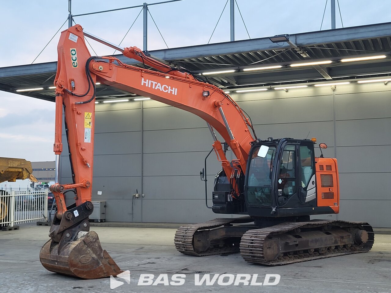 ユウ Victor Bettendorf & Simolo de La Roque Z Soar to First in €51,950