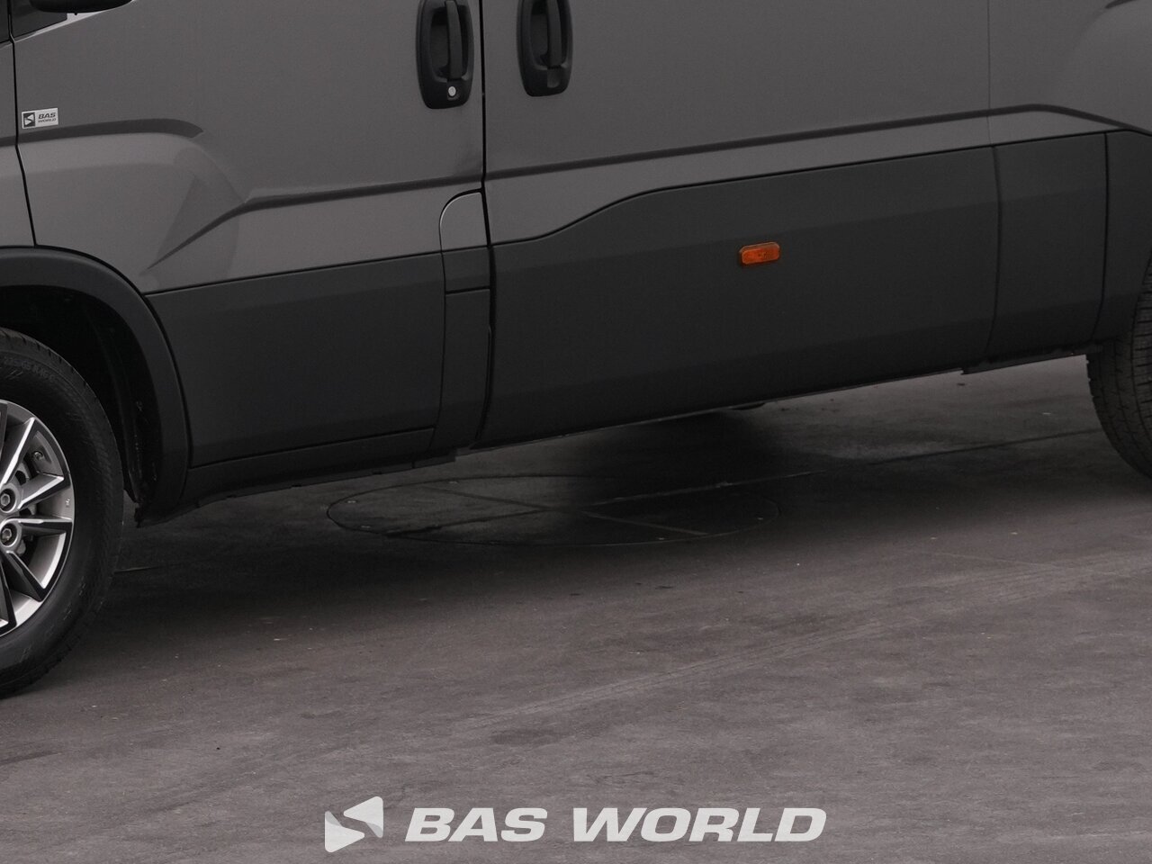 Other : Iveco Daily 35S21 Затворен ван