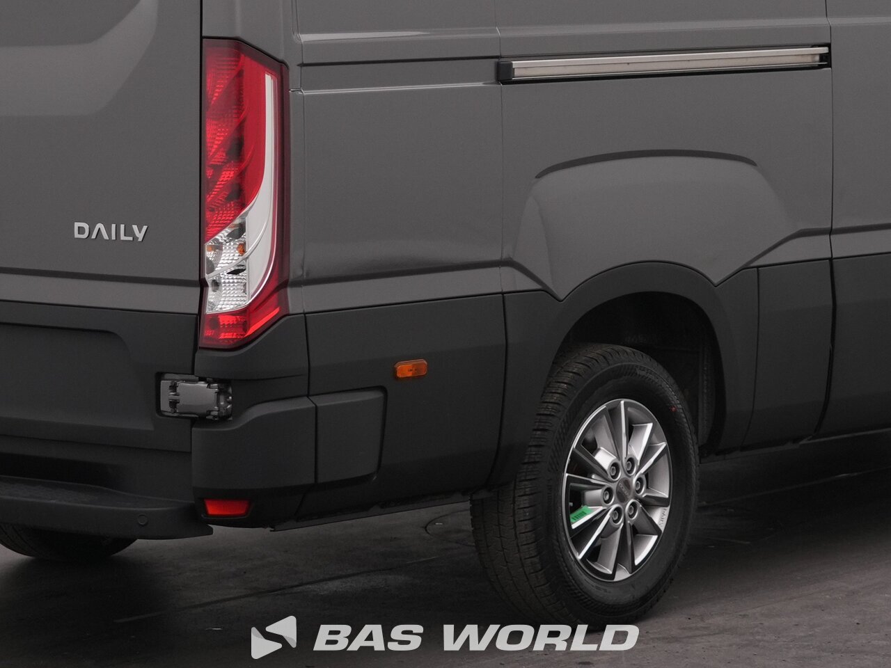 Other : Iveco Daily 35S21 Затворен ван