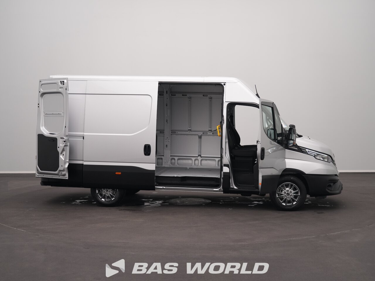 Other : Iveco Daily 35S21 Затворен ван