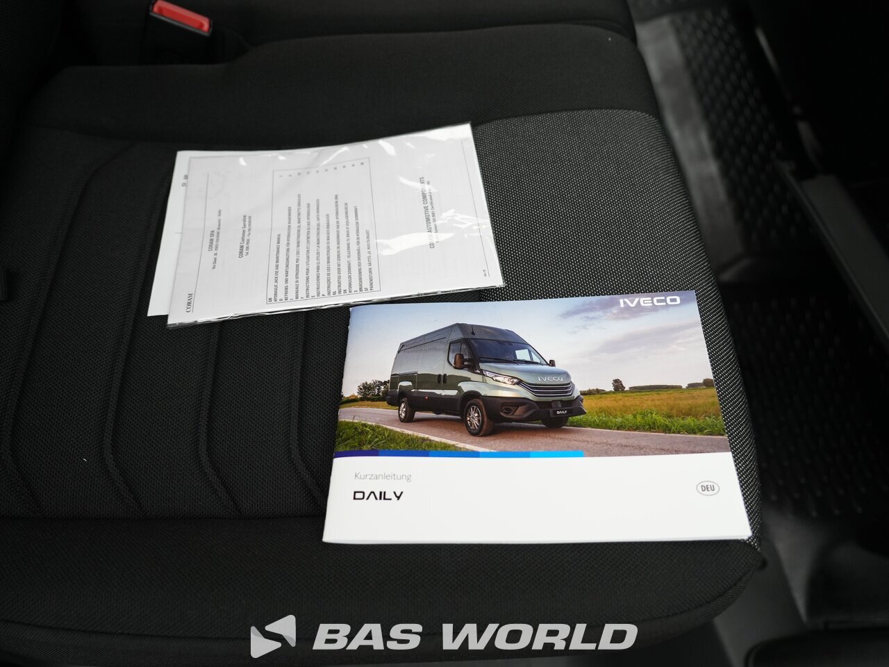 Other : Iveco Daily 35S21 شاحنة خفيفة بصندوق مغلق