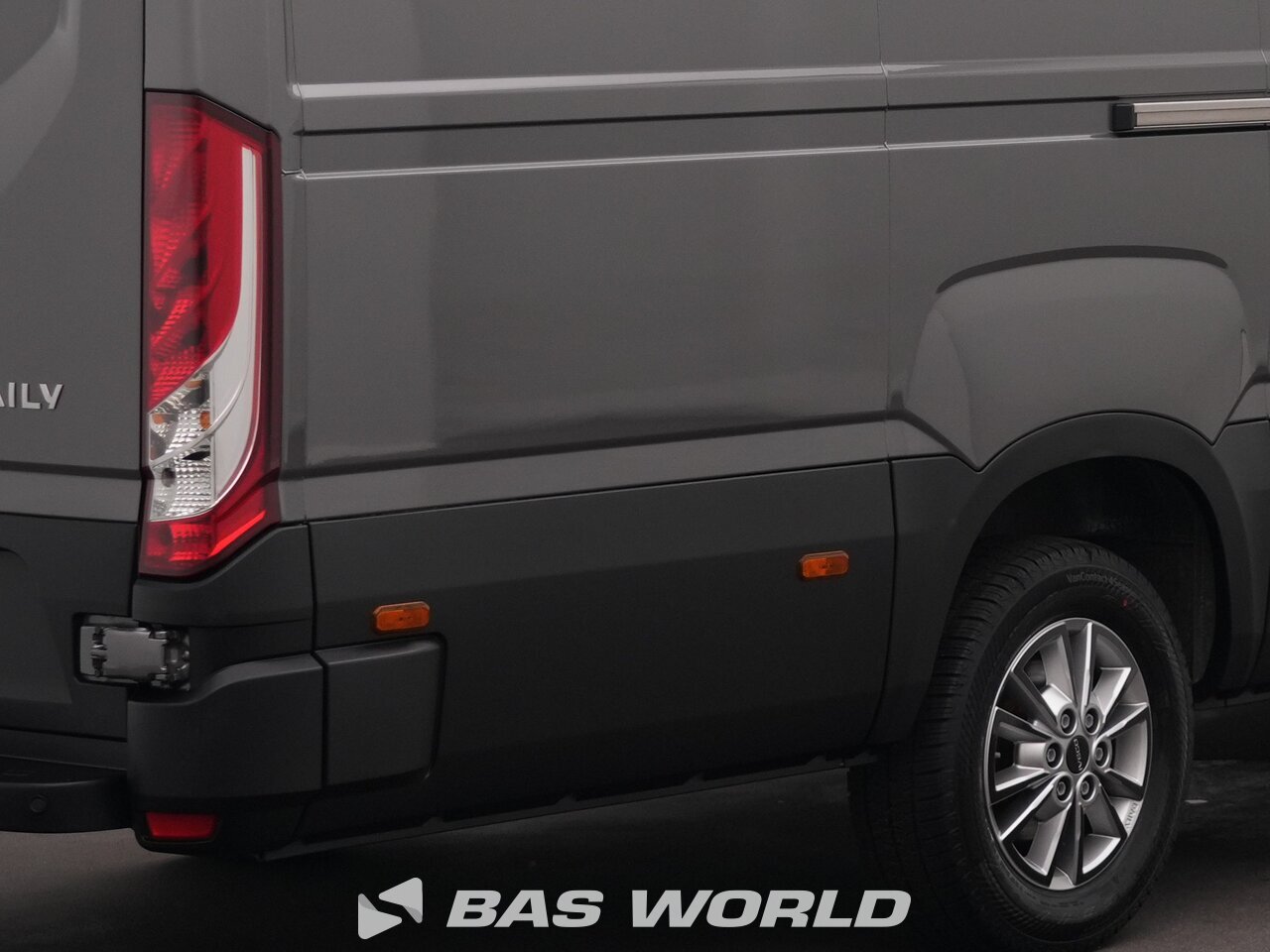 Other : Iveco Daily 35S21 Затворен ван