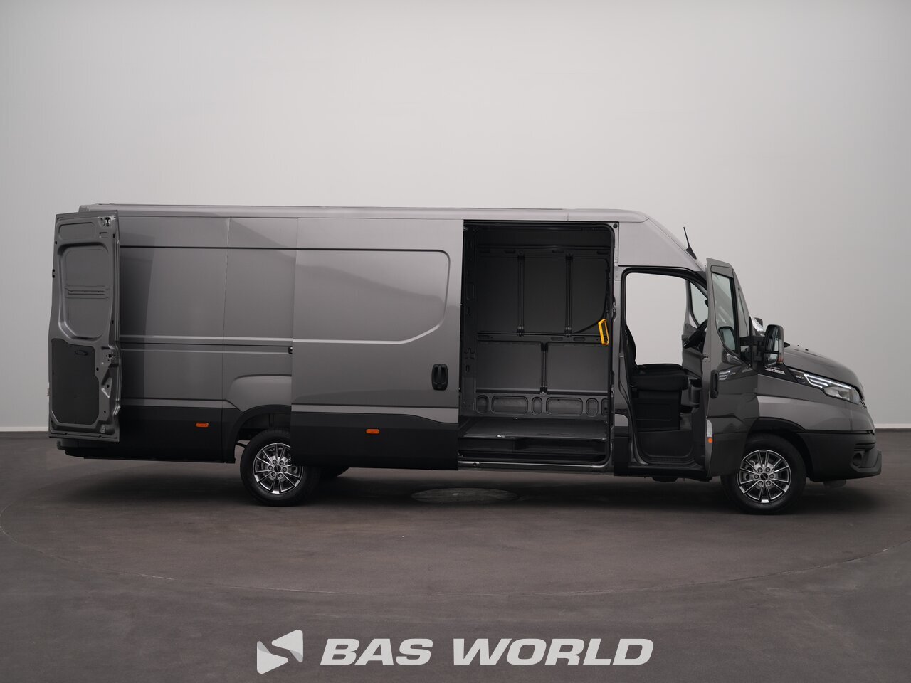 Other : Iveco Daily 35S21 Затворен ван