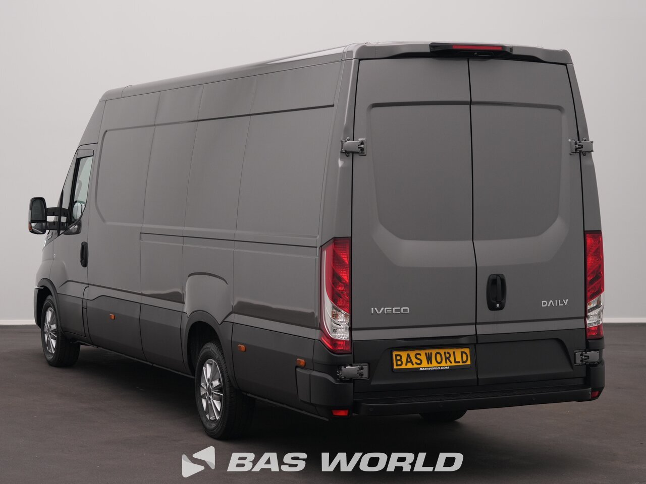 Other : Iveco Daily 35S21 Затворен ван