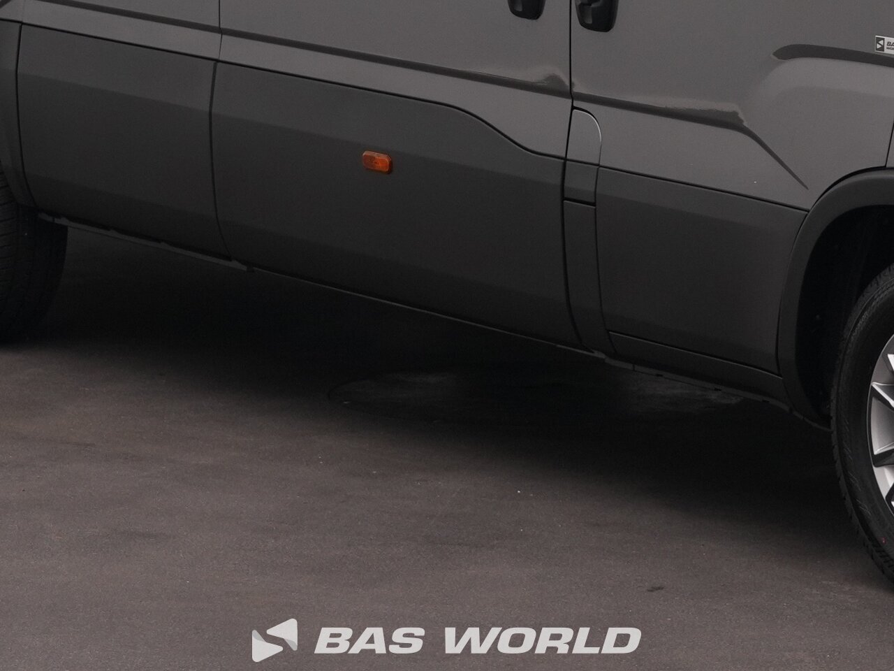 Other : Iveco Daily 35S21 Затворен ван